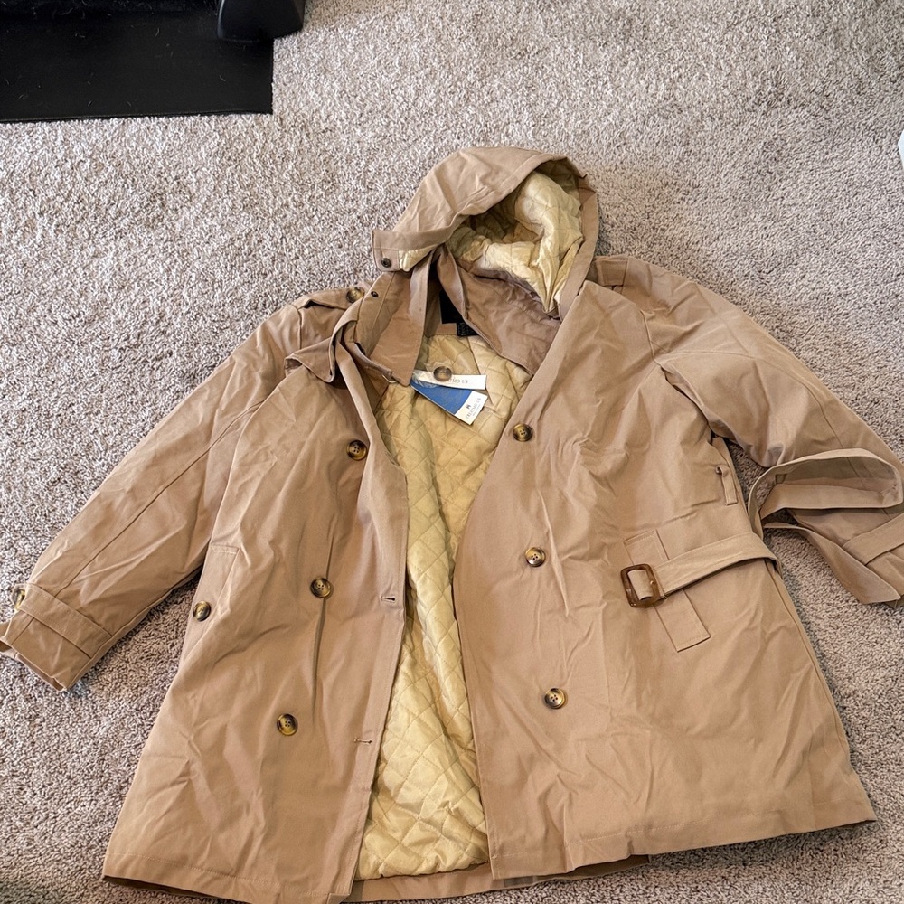 Beige Trench Coat with Quilted Lining - Women's